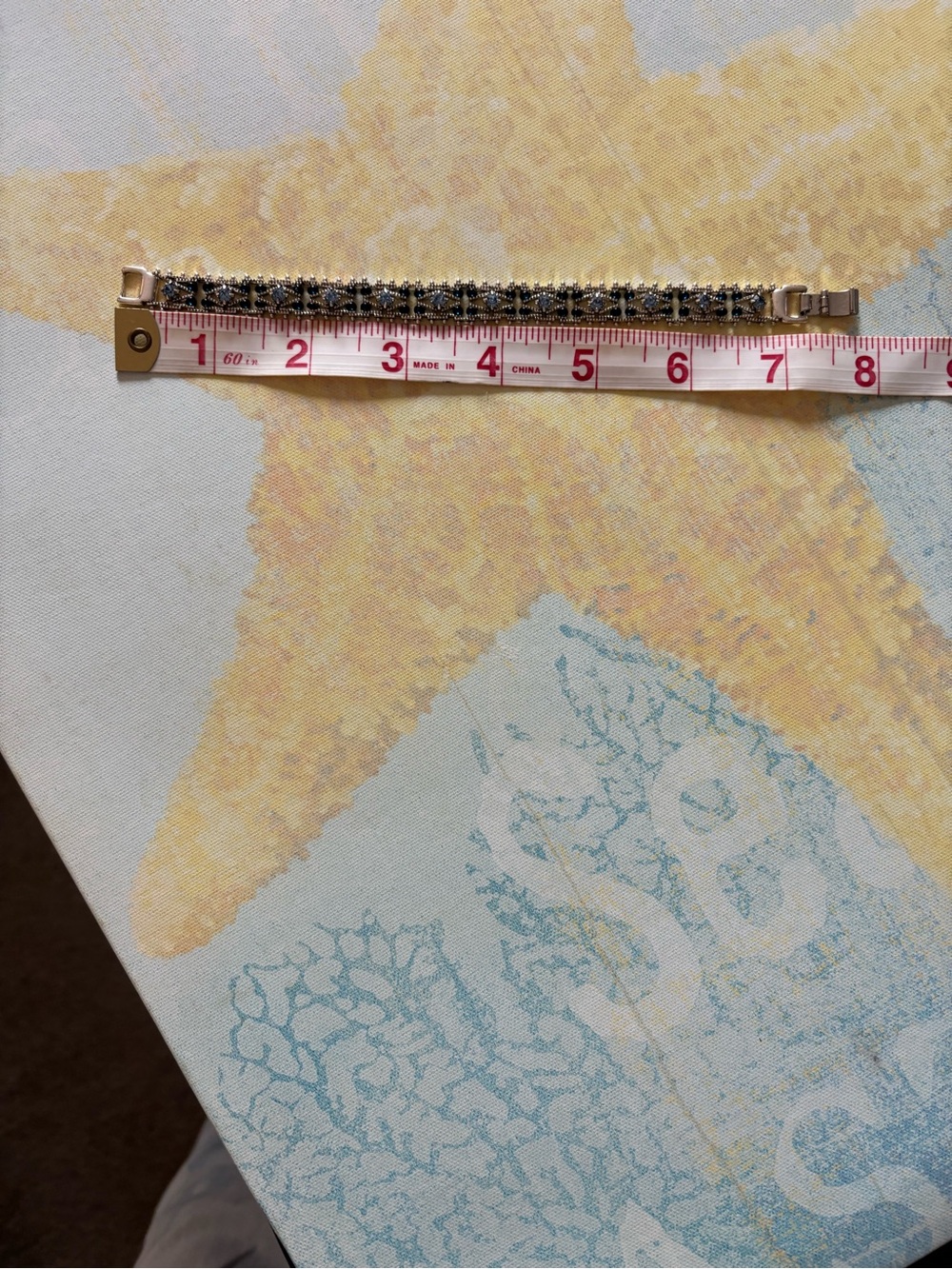 Beautiful Rhinestone of Blue and black beaded bracelet. Clasp closure. 14.00. - Picture 3 of 4